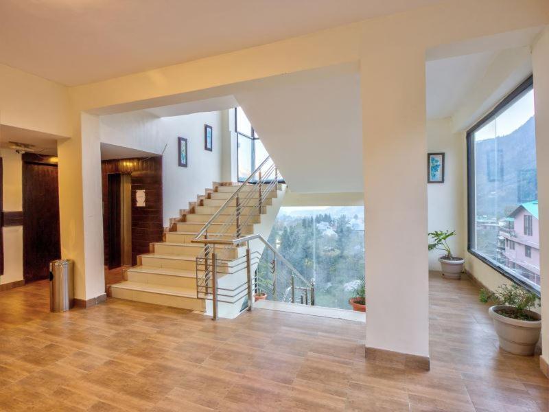 The Katoch Grand Resort Manāli Dış mekan fotoğraf