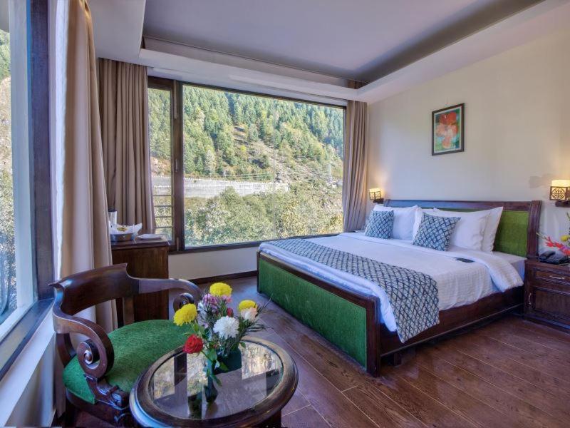 The Katoch Grand Resort Manāli Dış mekan fotoğraf